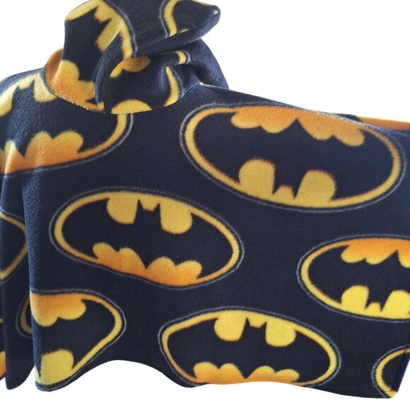 Handmade Batman Kids Fleece Poncho With Hood & Pocket Car Seat Black Yellow - Picture 6 of 11